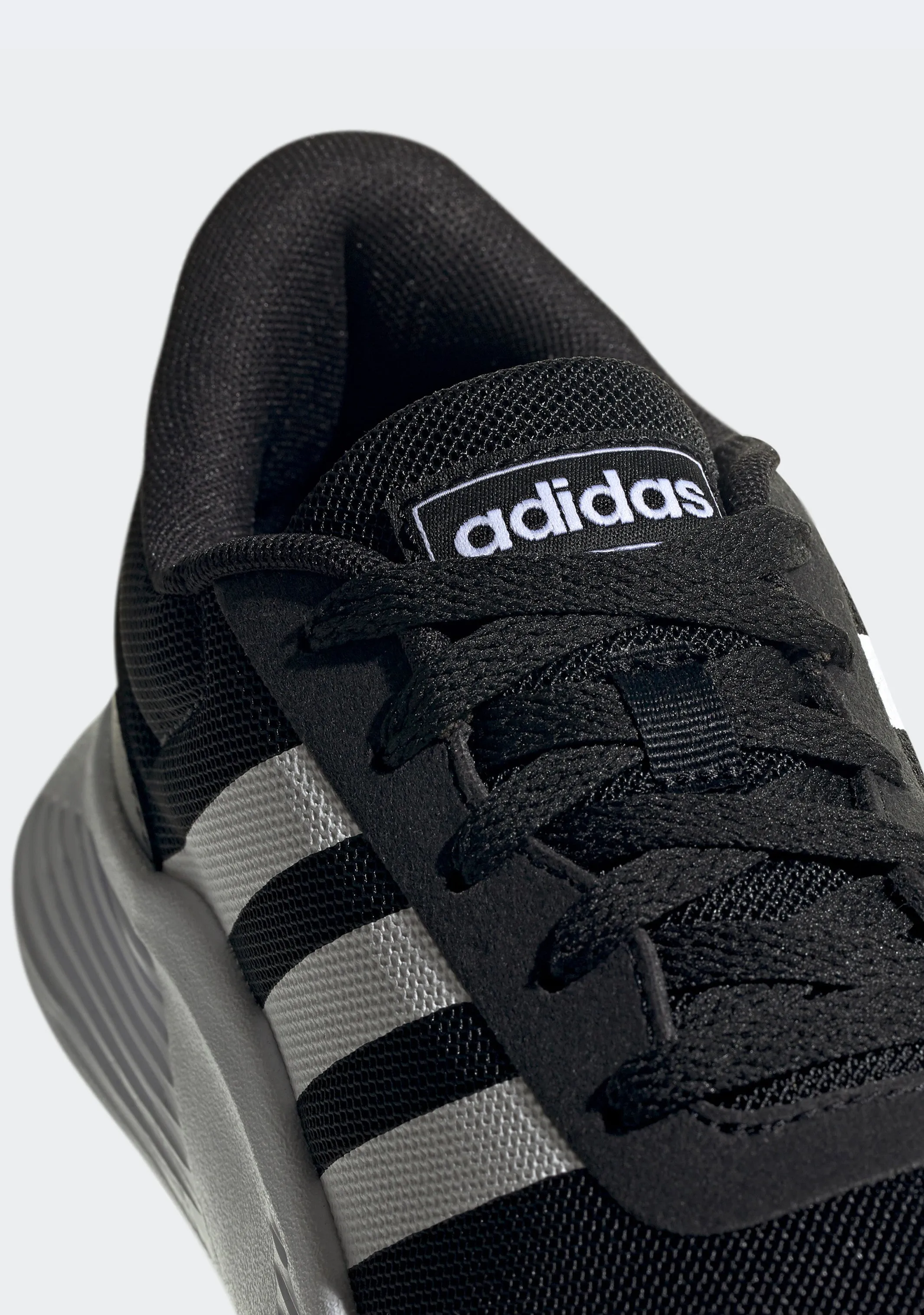 Adidas Women??s Lite Racer 2.0