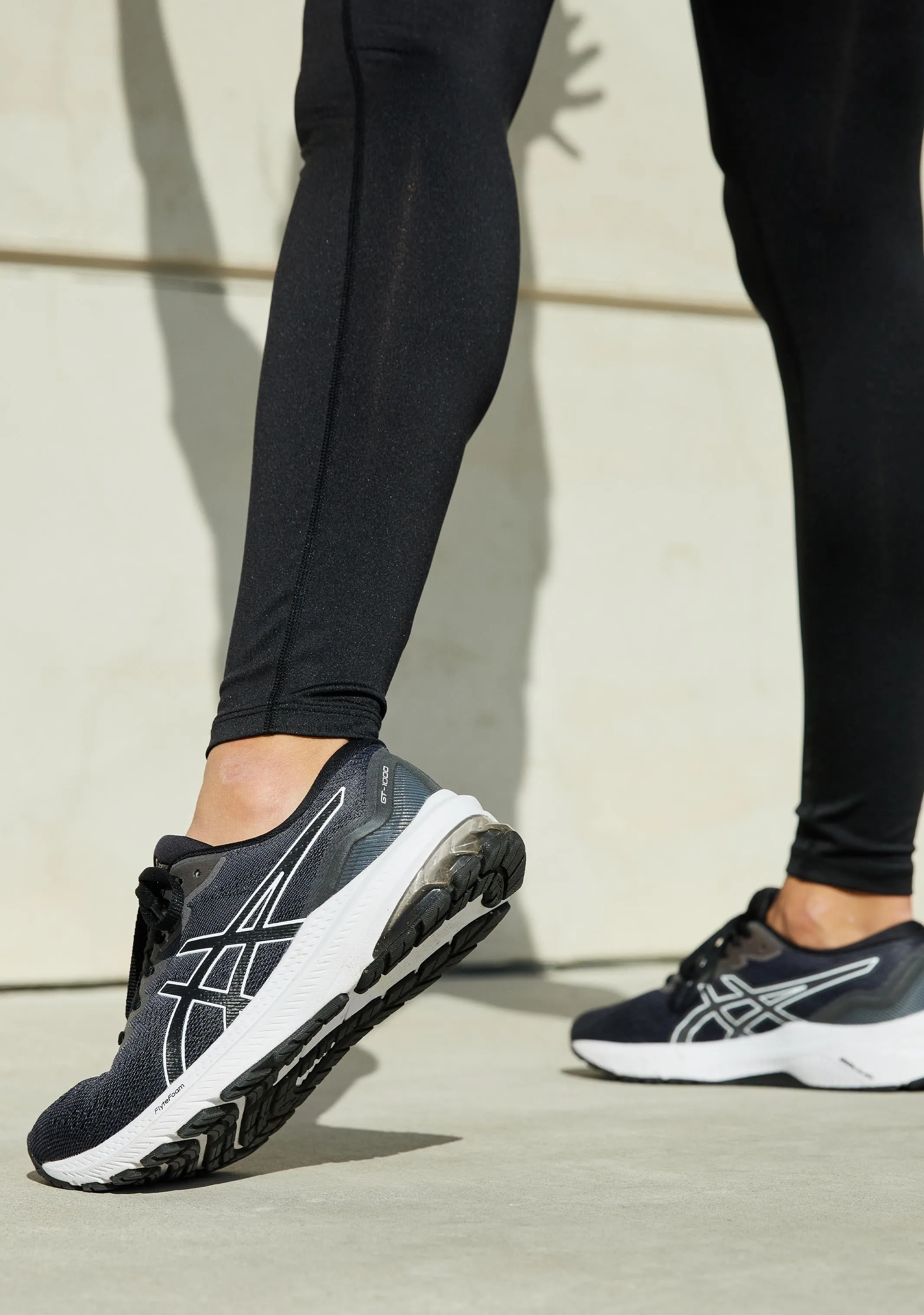 Asics Women??s GT 1000 11