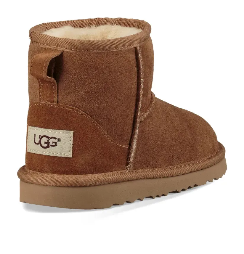 Kids UGG Classic Mini II  Cozy Comfort for All-Day Play