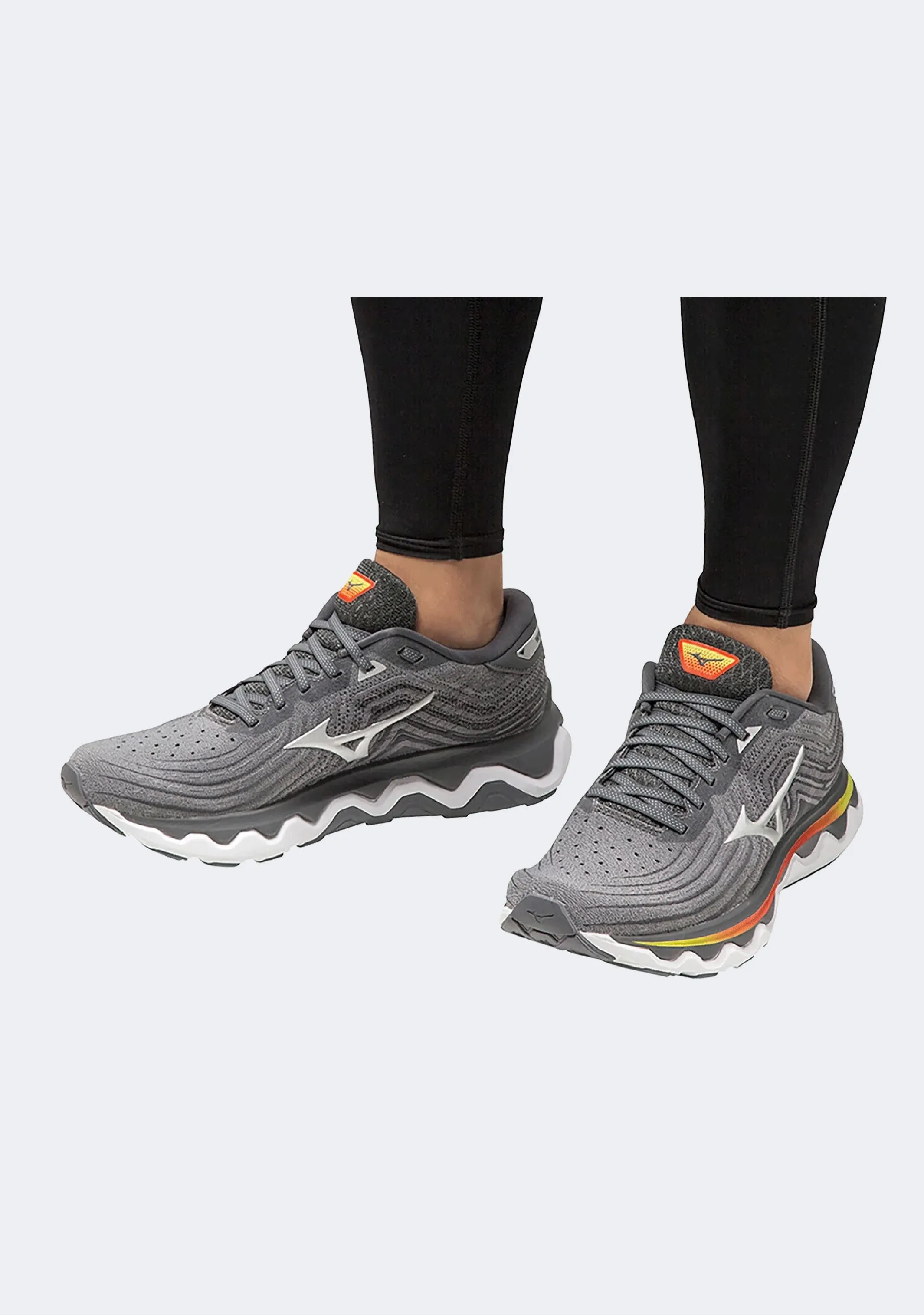 Mizuno Men??s Wave Horizon 6