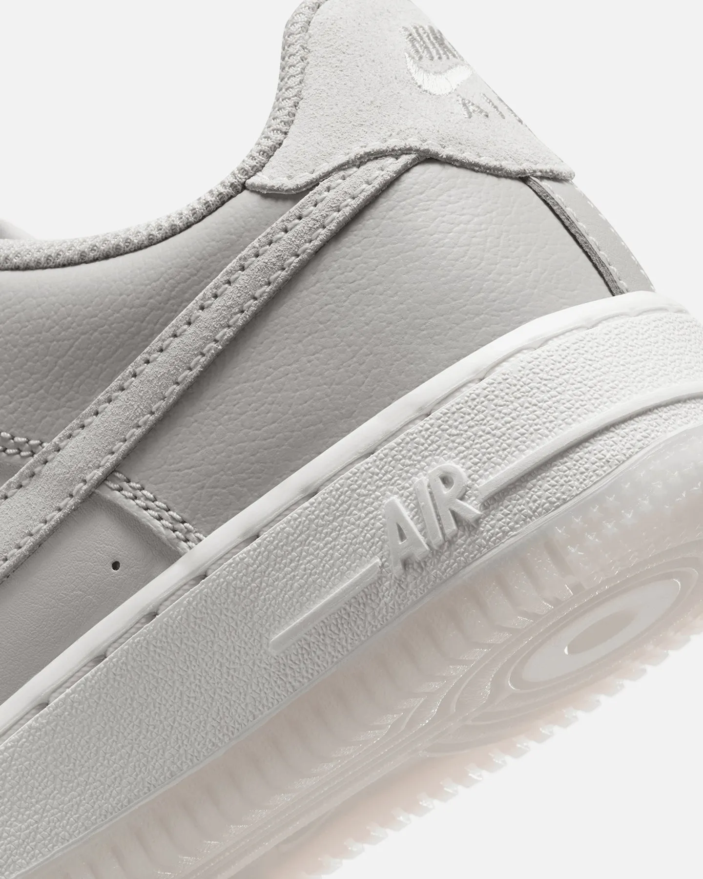 Nike Kids' Air Force 1 LV8 Light Bone/Summit White