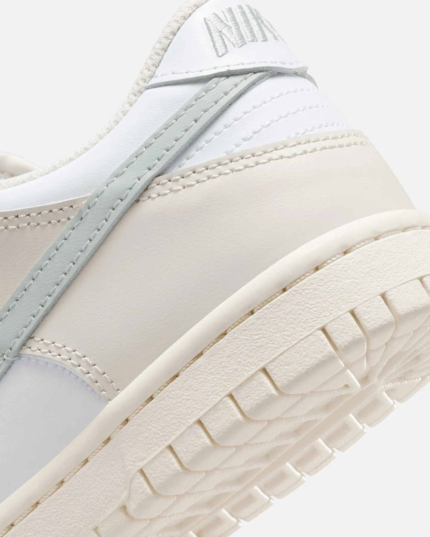 Nike Kids' Dunk Low (GS) White/Silver