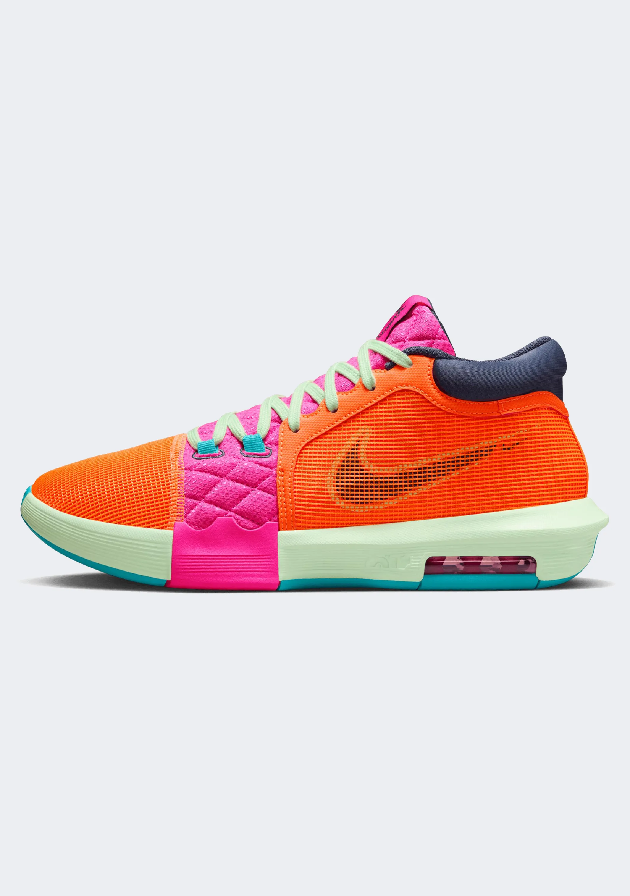 Nike Men??s LeBron Witness VIII