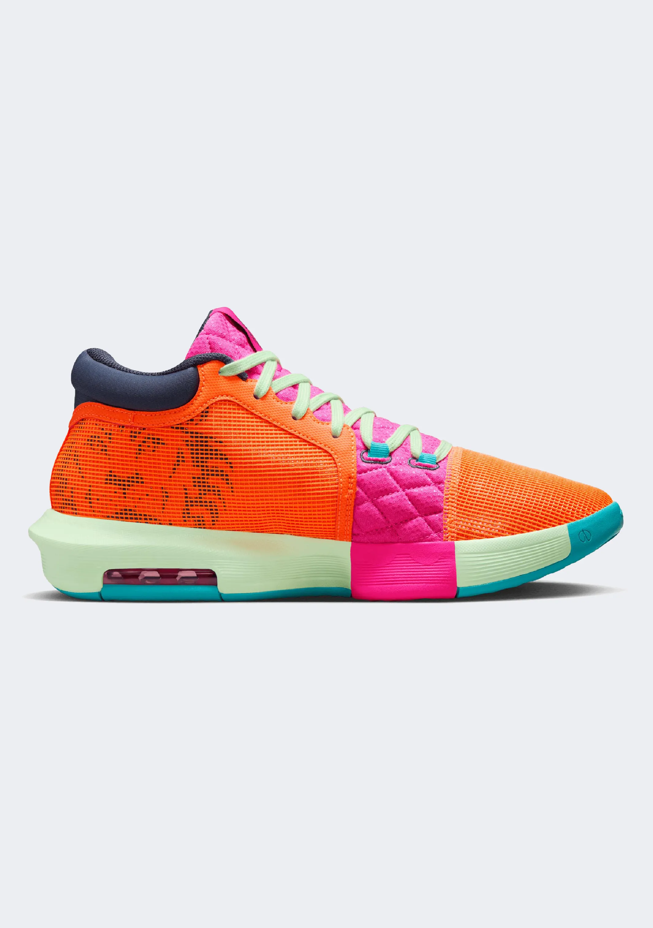 Nike Men??s LeBron Witness VIII