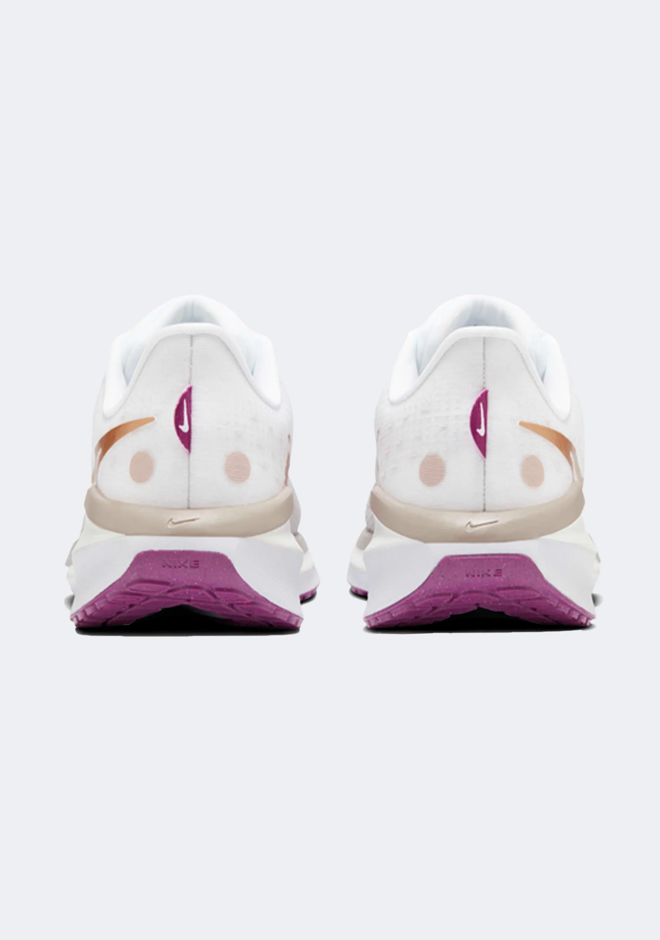 Nike Women's Vomero 17