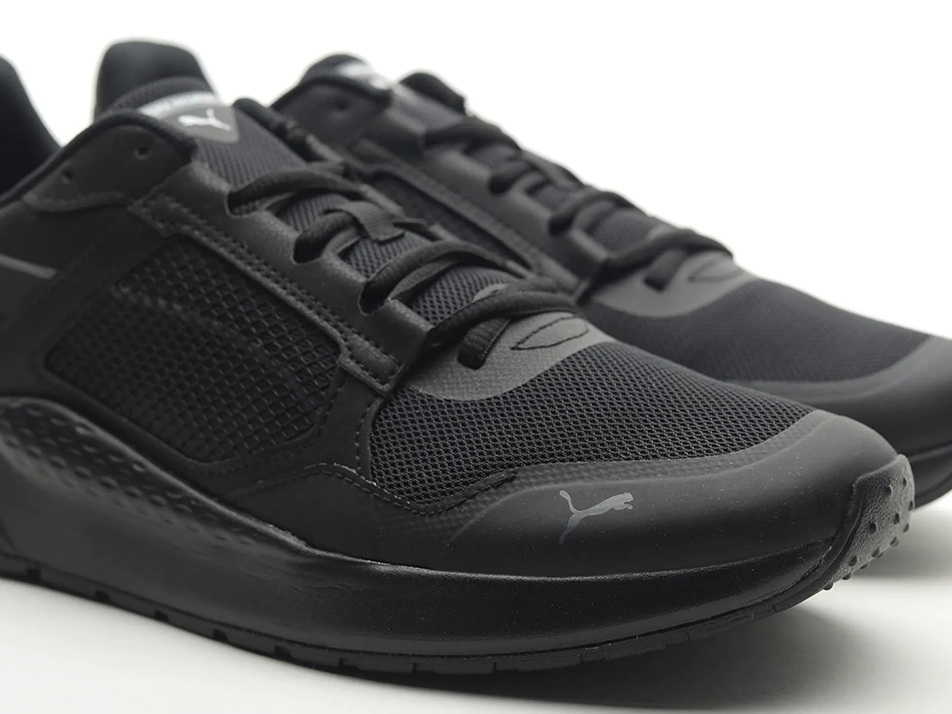 Puma Mens Anzarun Grid <br> 368865 01