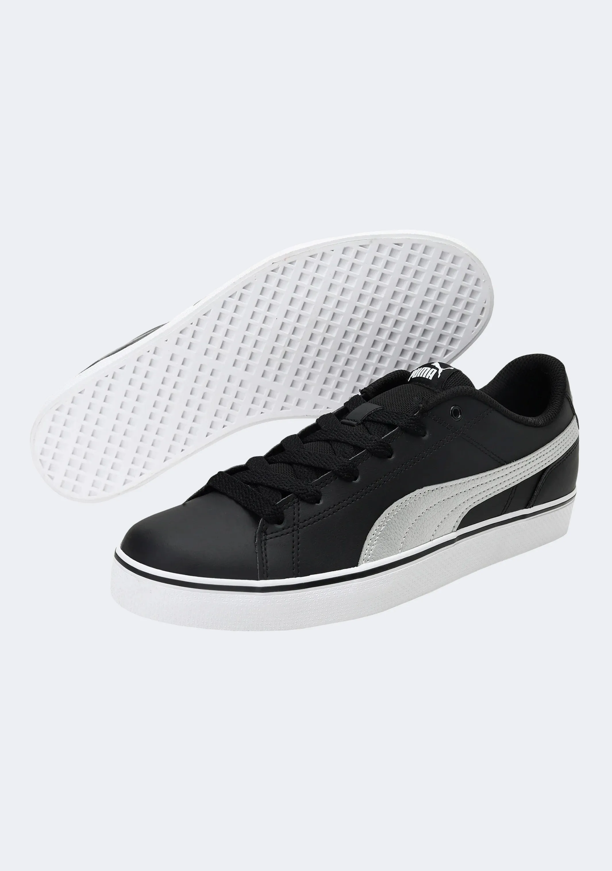 Puma Men??s Court Point VULC V2 Black Silver